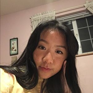 Meet your Posher, Lana